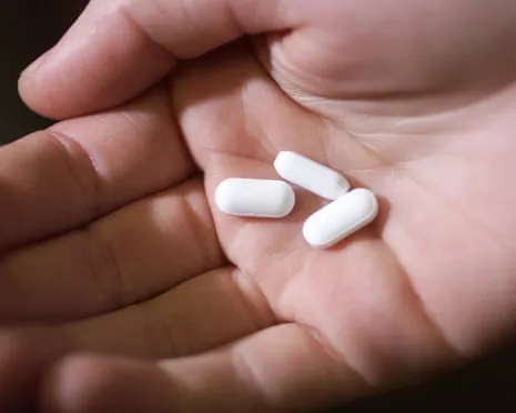 Low-Dose Aspirin Shows Major Benefit in Reducing Colorectal Cancer Relapse, Study Finds